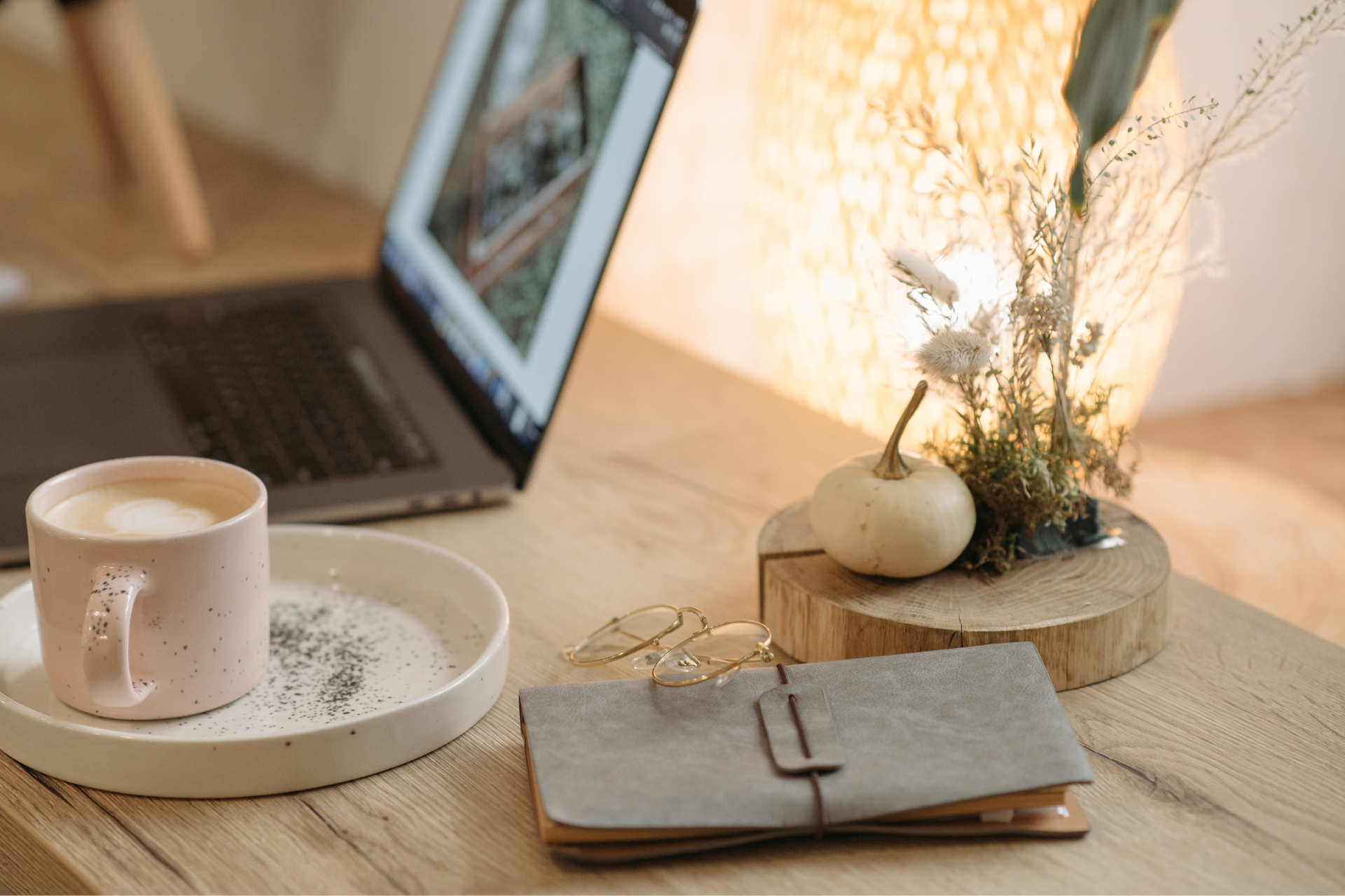 制作事例サンプルページのヘッダー画像